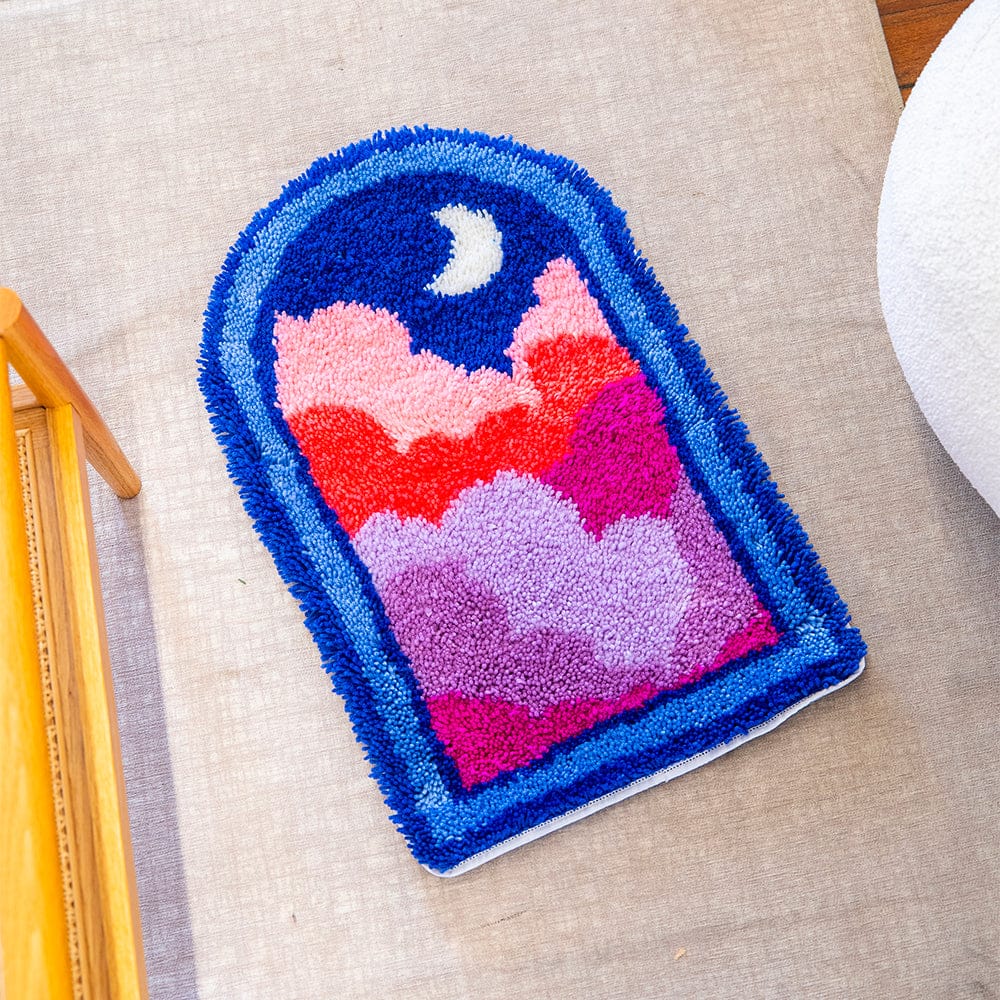 Cloudy Portal - XL Latch Hook Rug Kit - Image 8