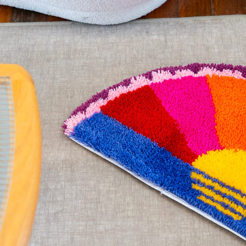 Sunset Portal - XL Latch Hook Rug Kit - Image 11