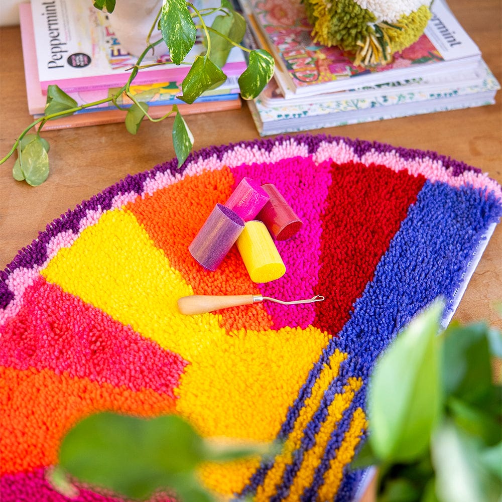 Sunset Portal - XL Latch Hook Rug Kit - Image 4