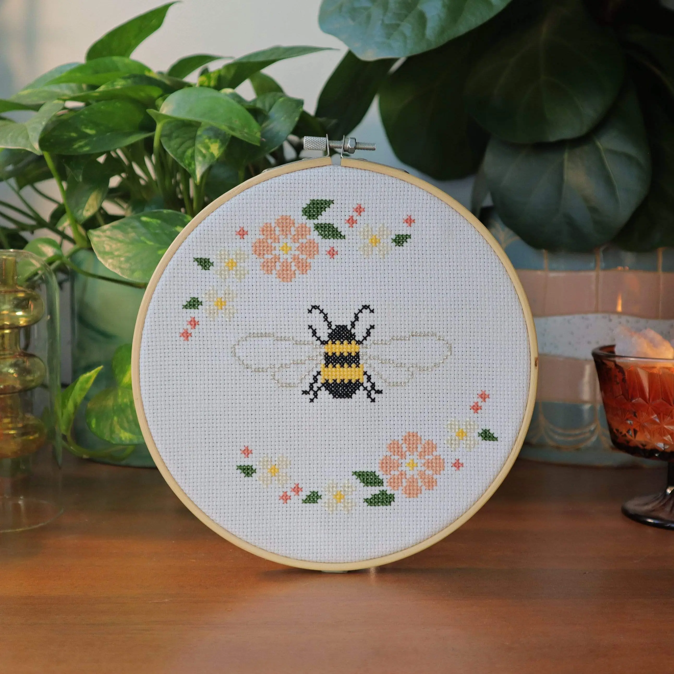BEE & BLOSSOM - Cross Stitch Kit - Image 3