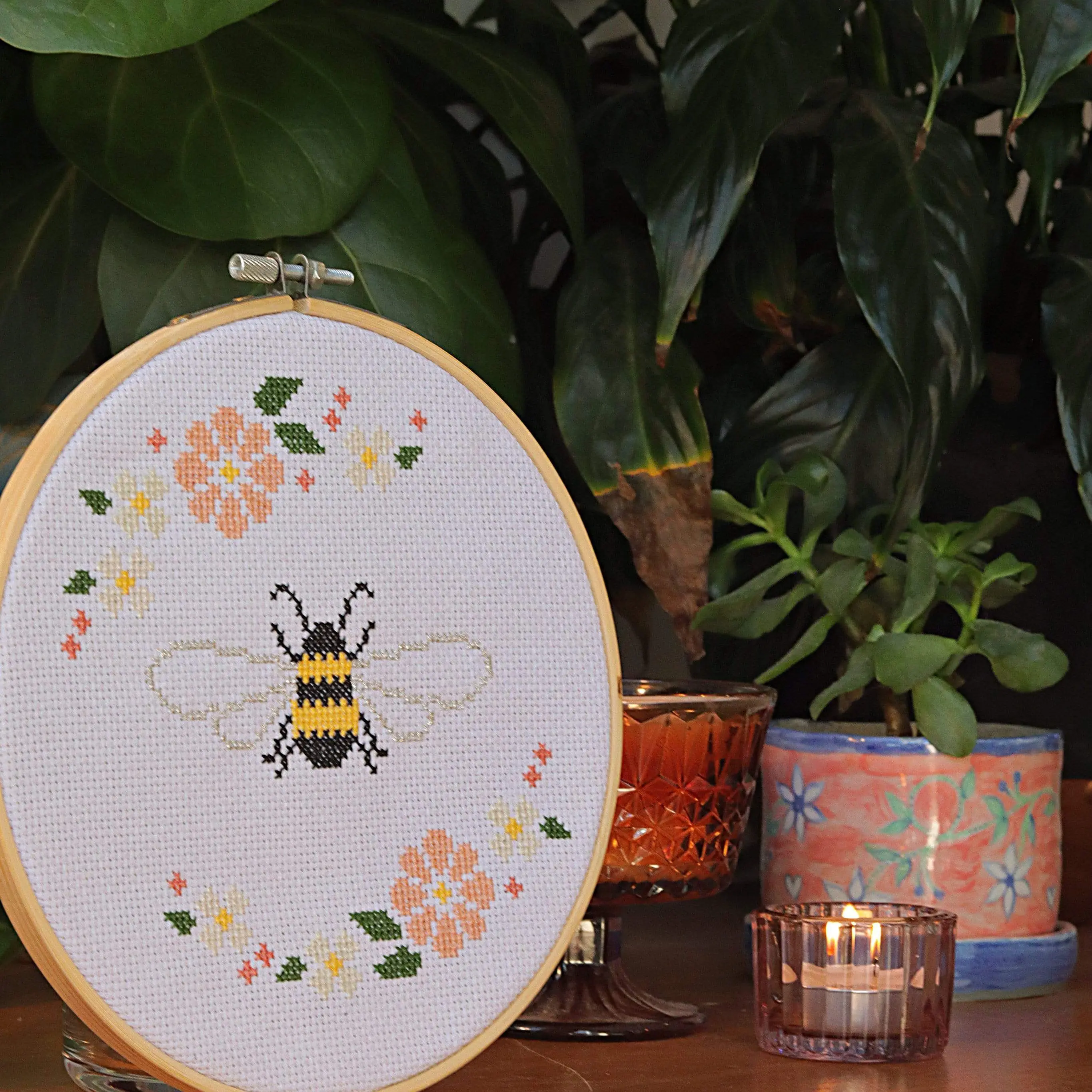 BEE & BLOSSOM - Cross Stitch Kit - Image 5
