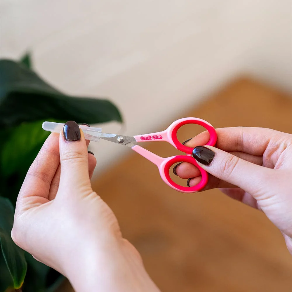 Ergonomic Embroidery Scissors - Image 3
