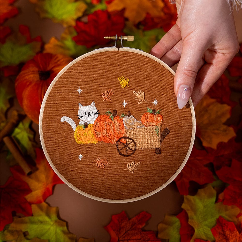 CAT IN THE PATCH - Embroidery Kit - Image 6