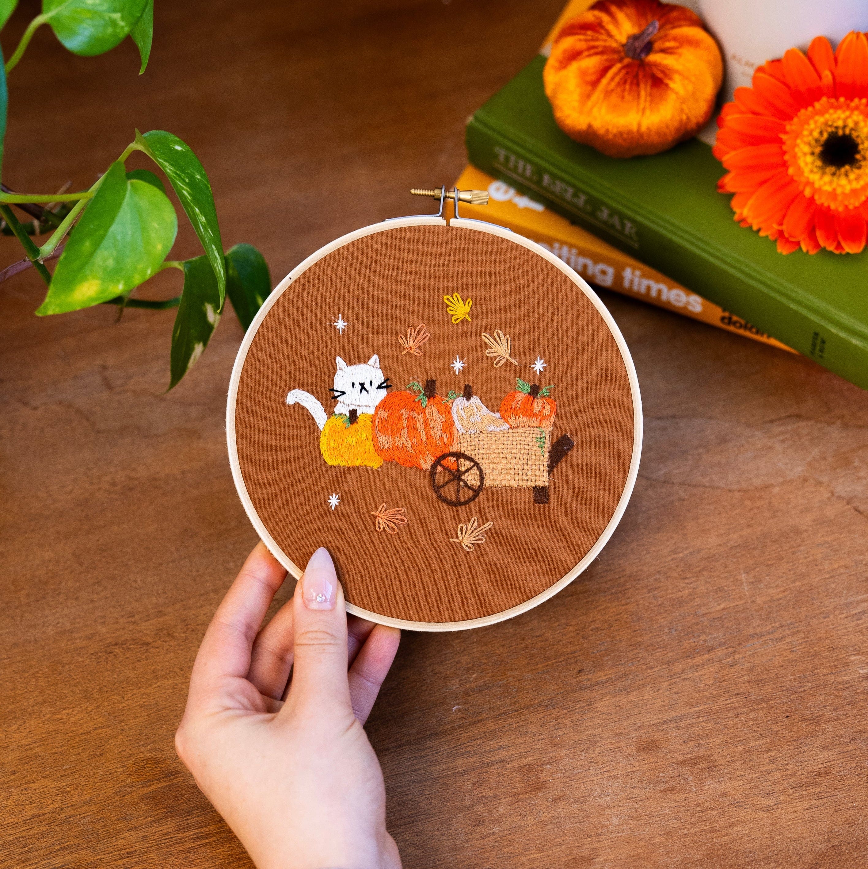 CAT IN THE PATCH - Embroidery Kit - Image 7
