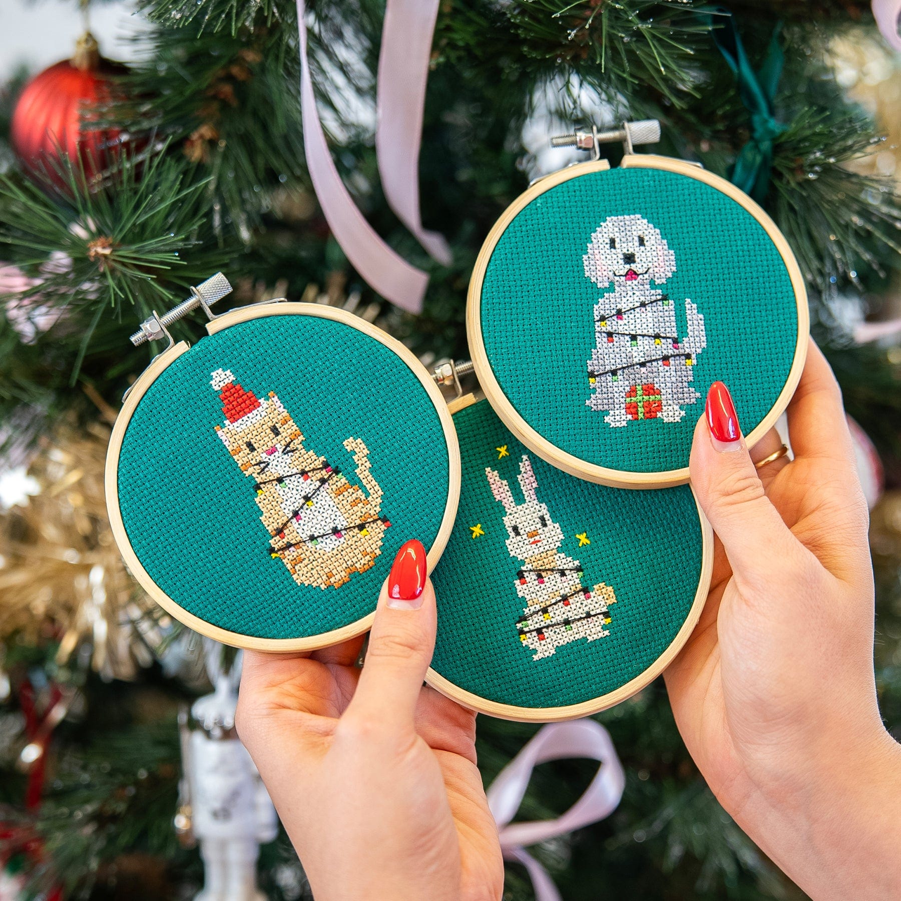 CHRISTMAS LIGHTS - Christmas Mini Ornaments Cross Stitch Kit - Image 15