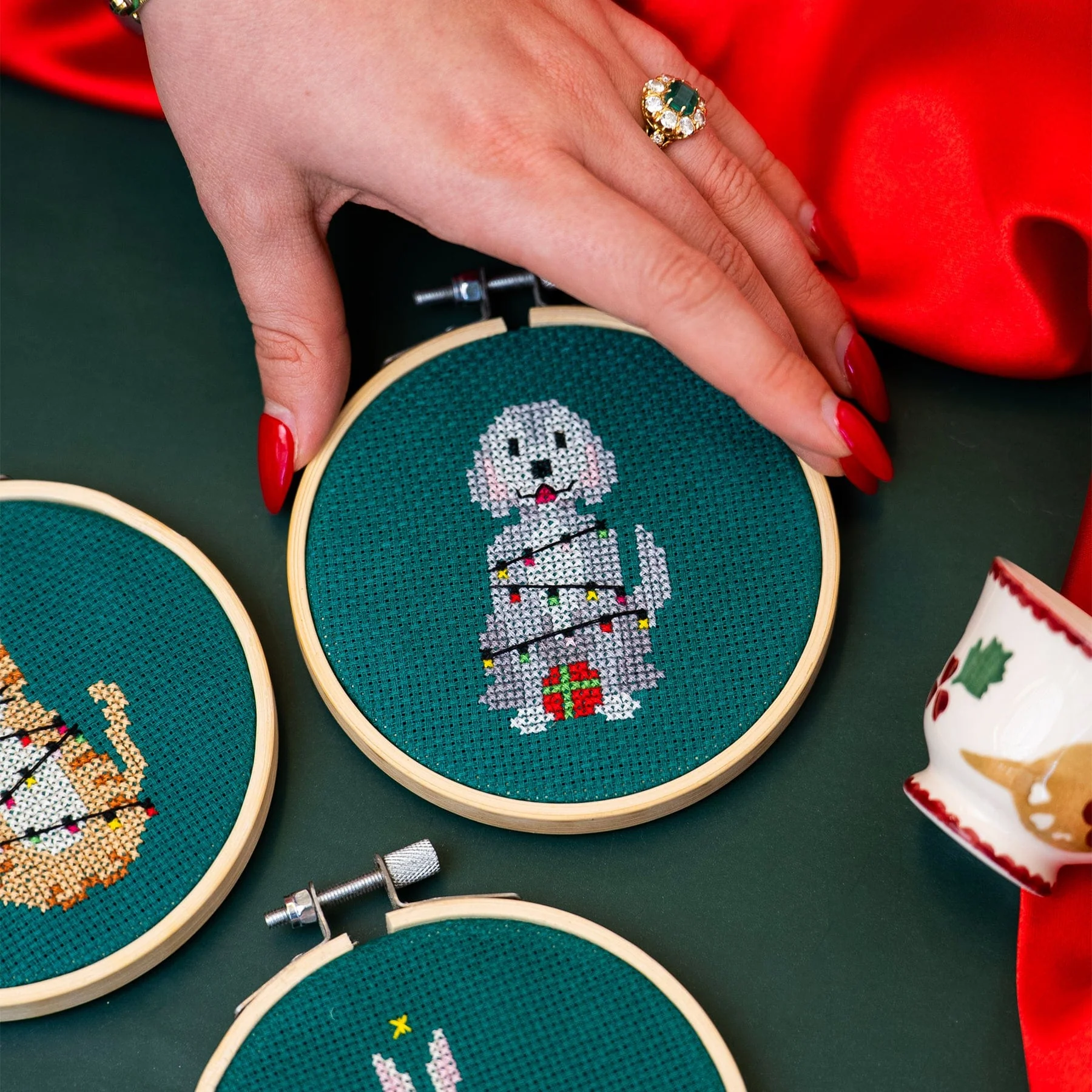 CHRISTMAS LIGHTS - Christmas Mini Ornaments Cross Stitch Kit - Image 18