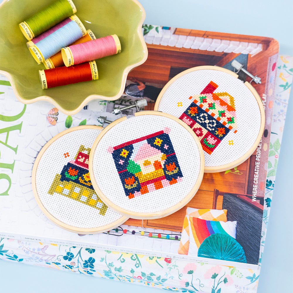 COZY COTTAGE MINIS - Cross Stitch Kit - Image 4