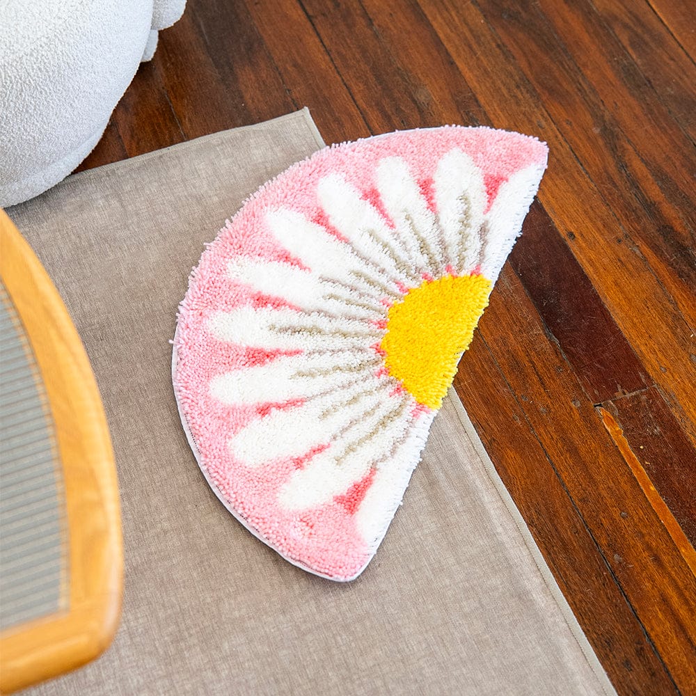 DAISY - XL Mirror Rug Making Kit - Image 10