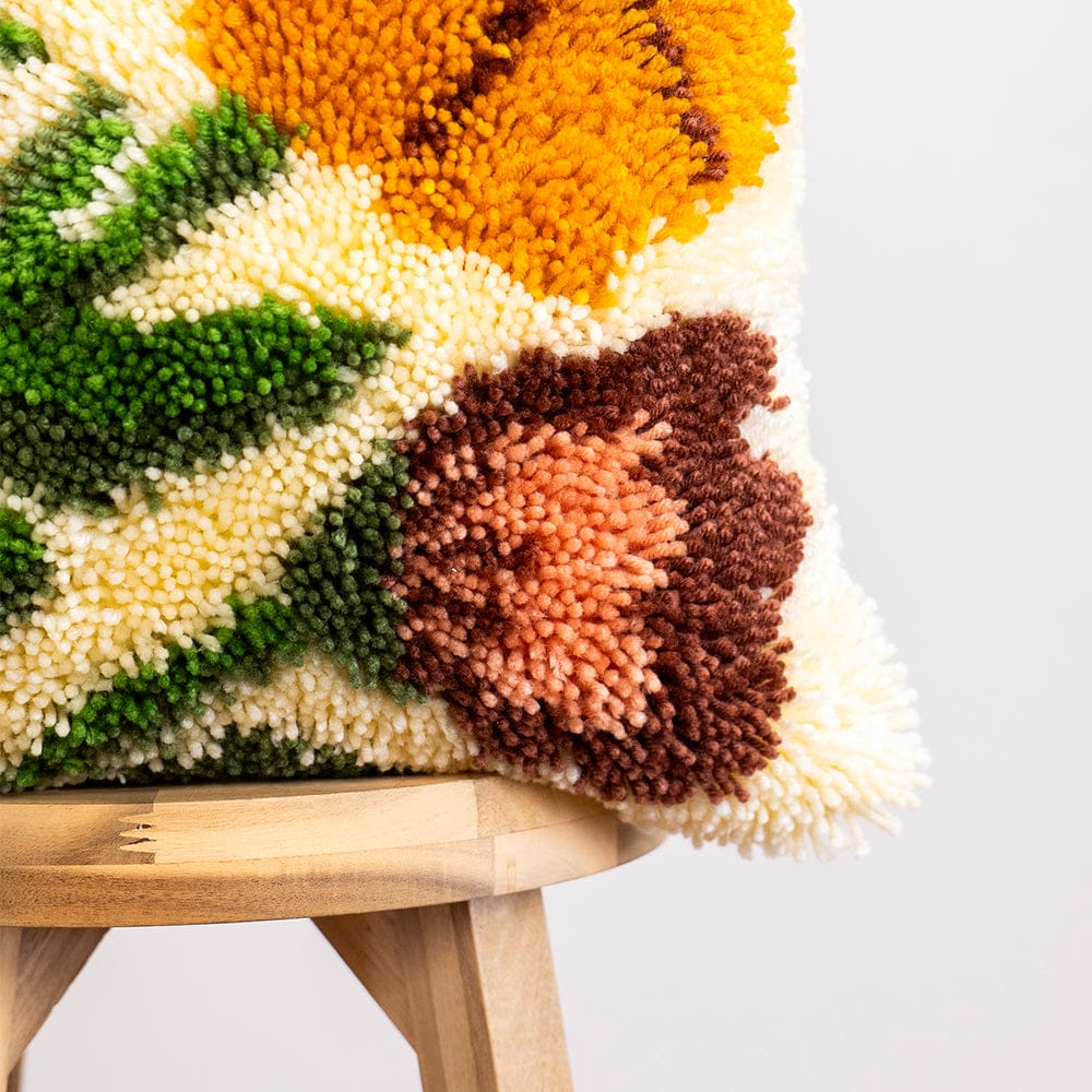 Earthy Wild Blooms - Latch Hook Cushion Kit - Image 3