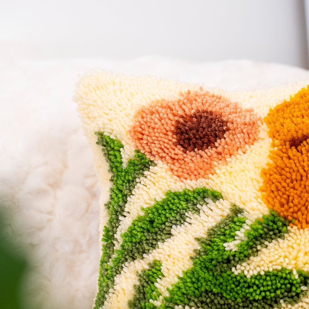 Earthy Wild Blooms - Latch Hook Cushion Kit - Image 8