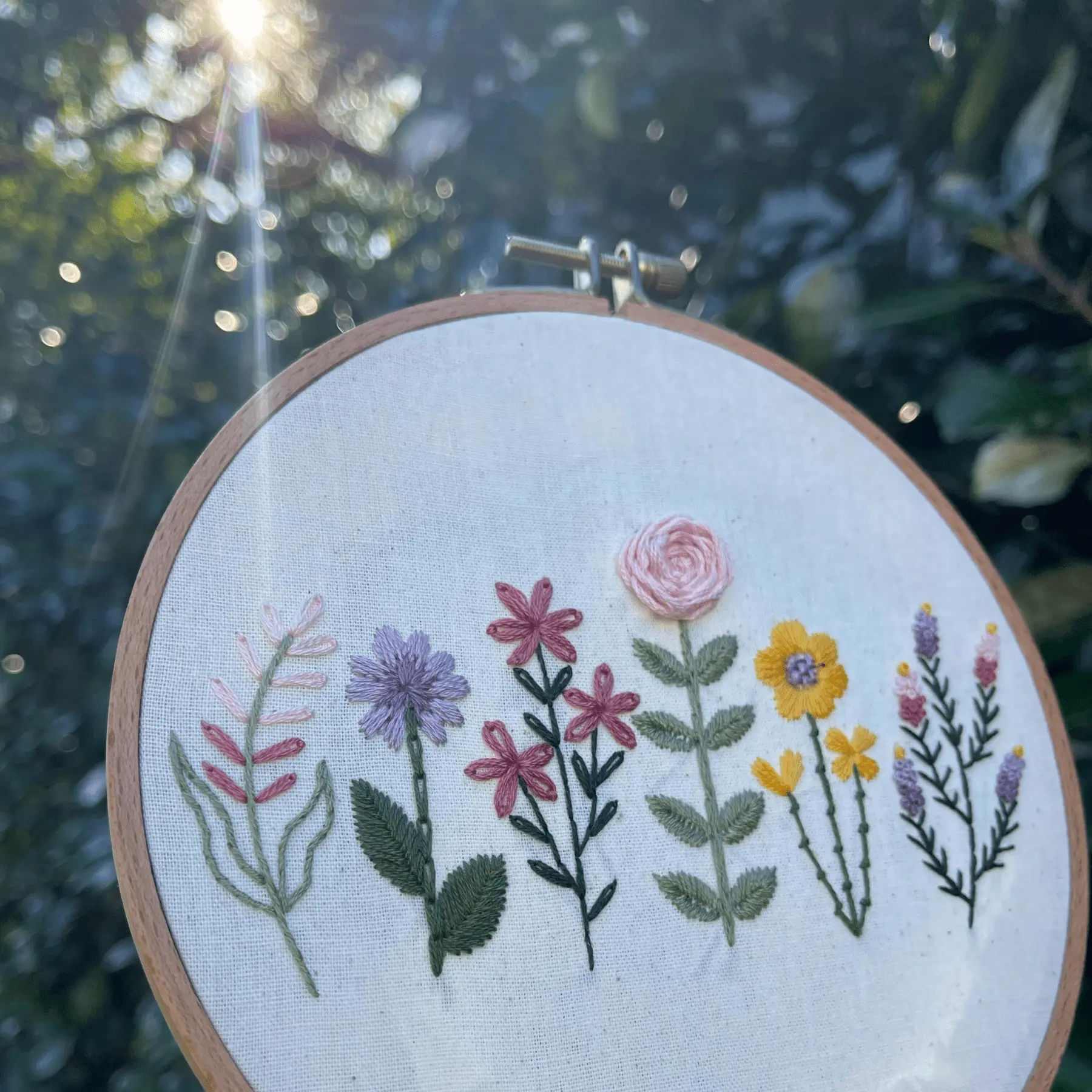 FLORAL SAMPLER - Embroidery Kit - Image 6