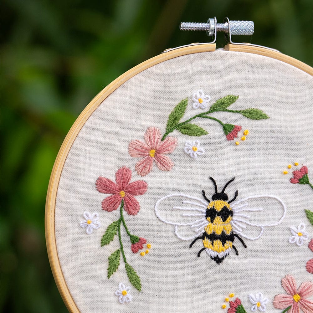 HONEY BEE - Embroidery Kit - Image 4