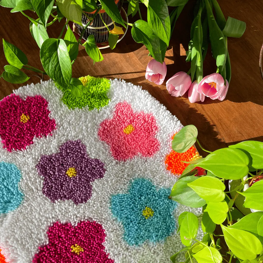 FLOWER BOMB RAINBOW - Rug Making Kit - Image 8