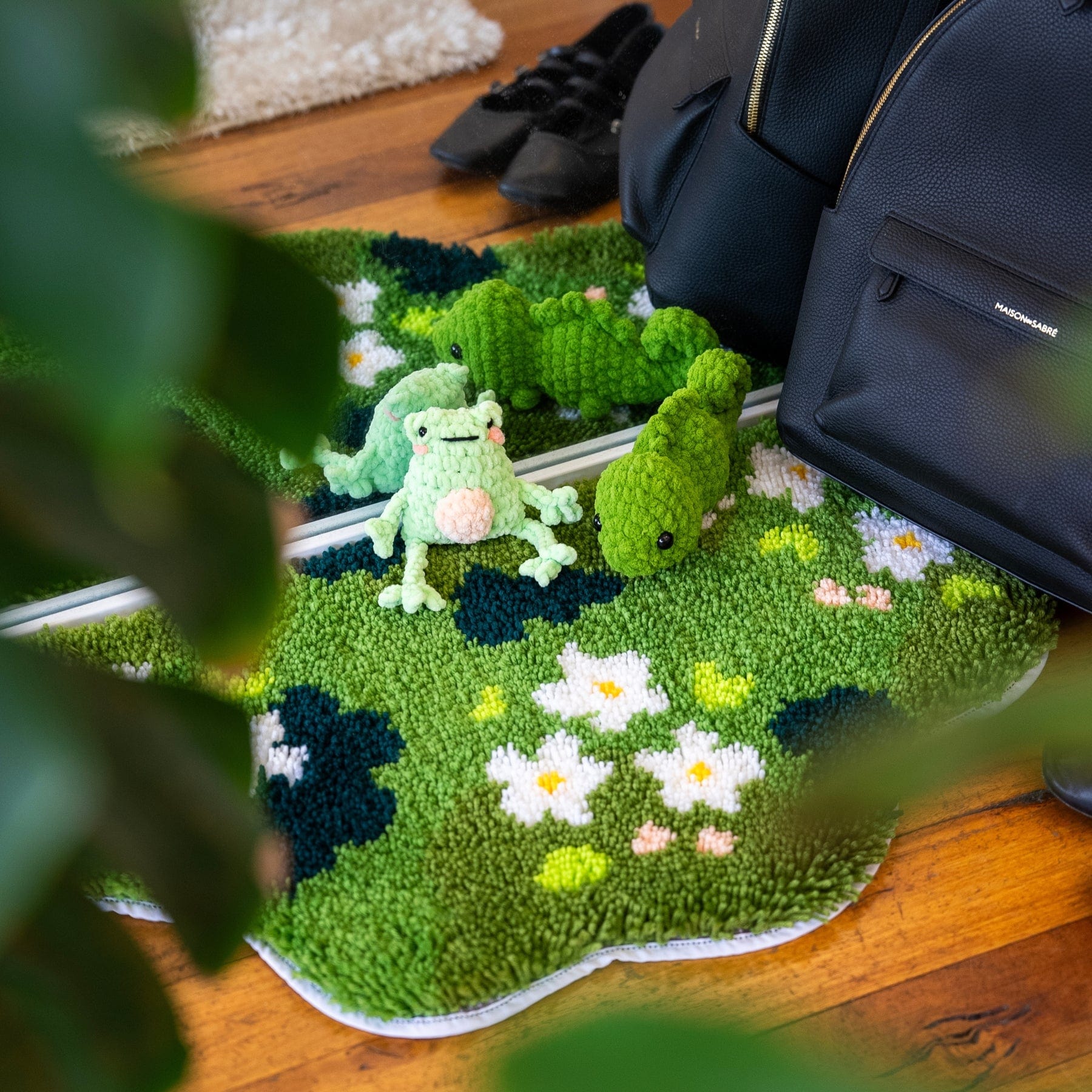 FLOWER GLADE - XL Mirror Rug Making Kit - Image 8