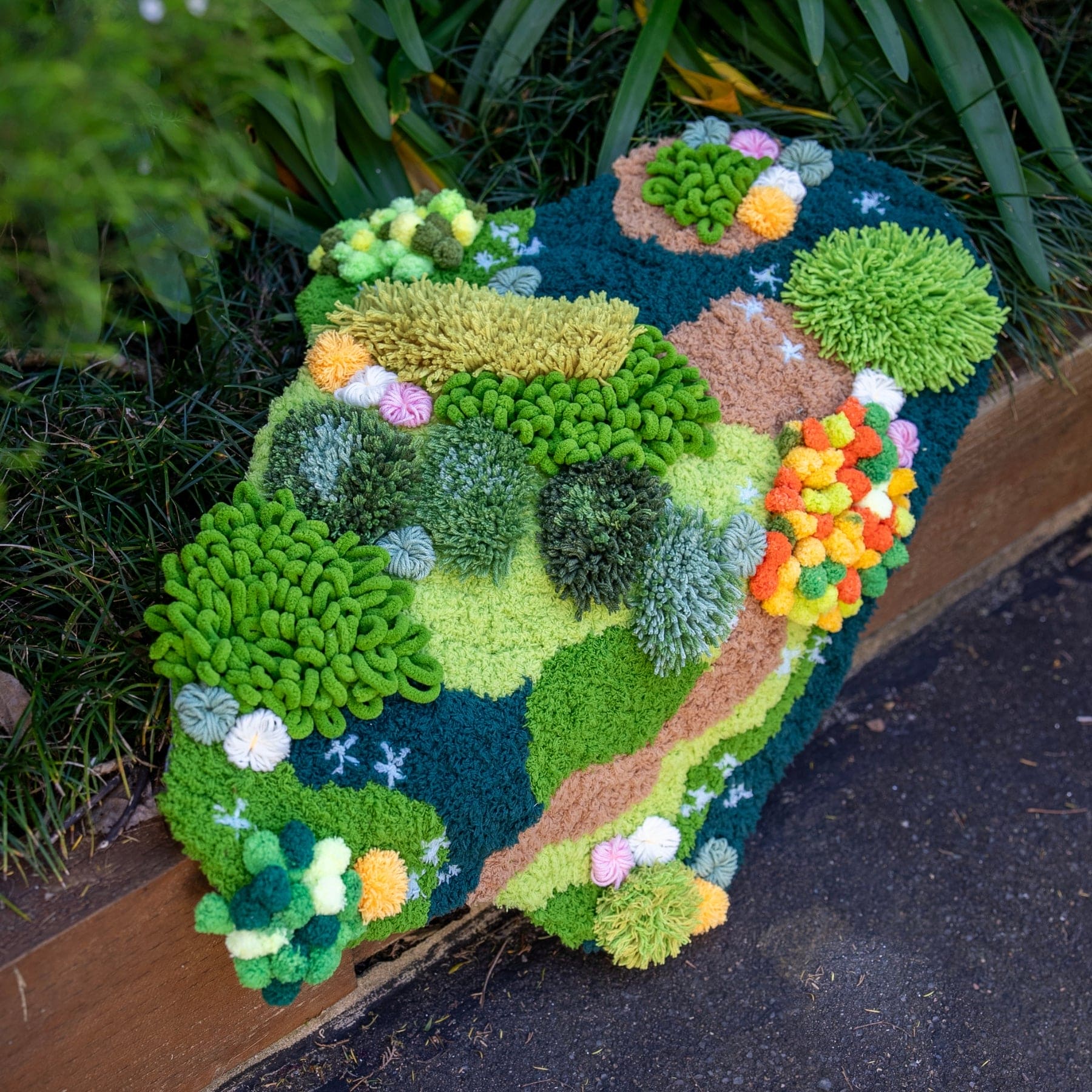 FOREST FLOOR - Moss Rug Making Kit - Image 9