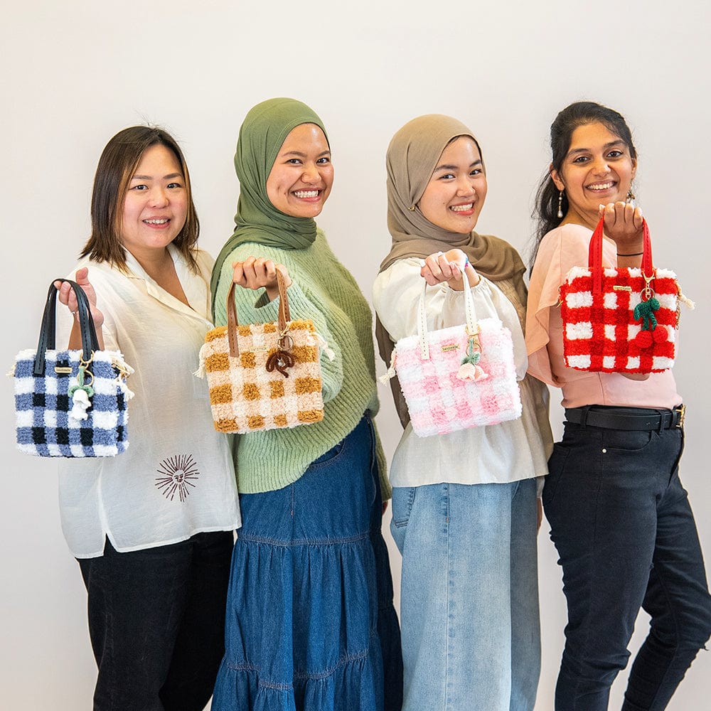 RED GINGHAM - Woven Tote Bag Kit - Image 10