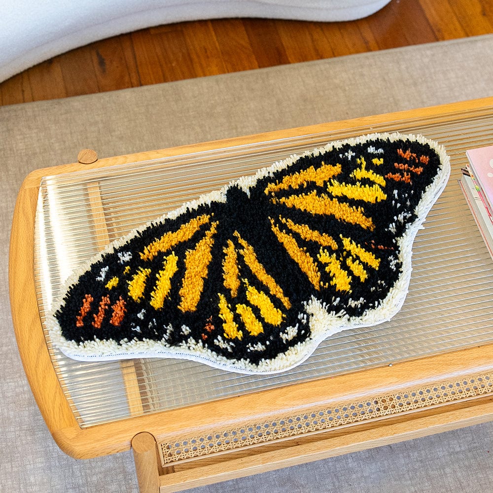 THE BUTTERFLIES - Latch Hook Rug Kit Bundle - Image 13