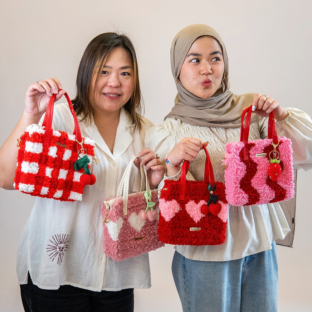 RED HEARTBREAKER - Woven Tote Bag Kit - Image 10