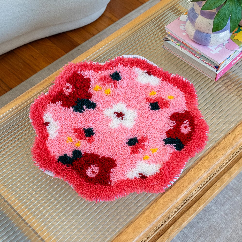 PINK POSIES - Rug Making Kit - Image 7
