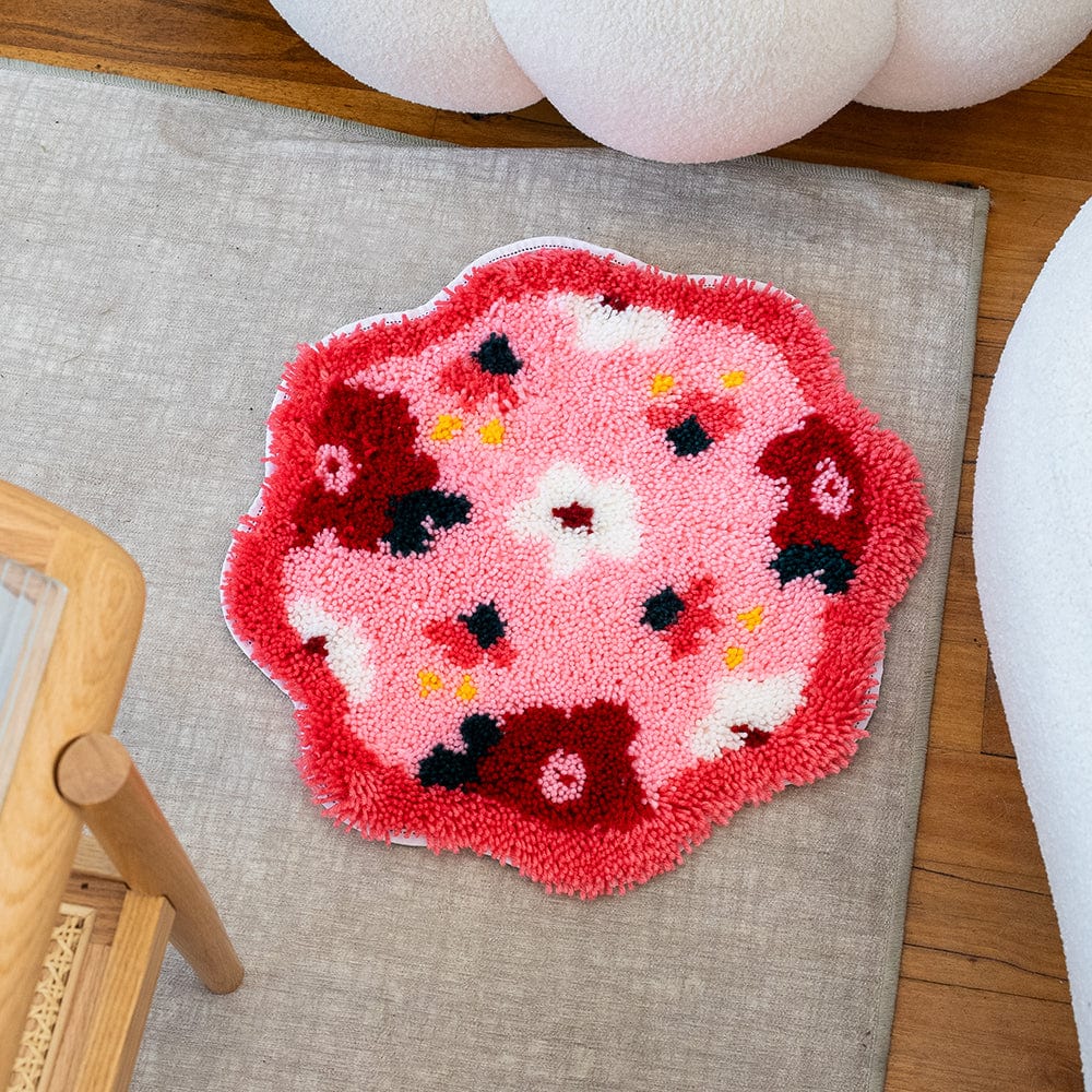 PINK POSIES - Rug Making Kit - Image 9