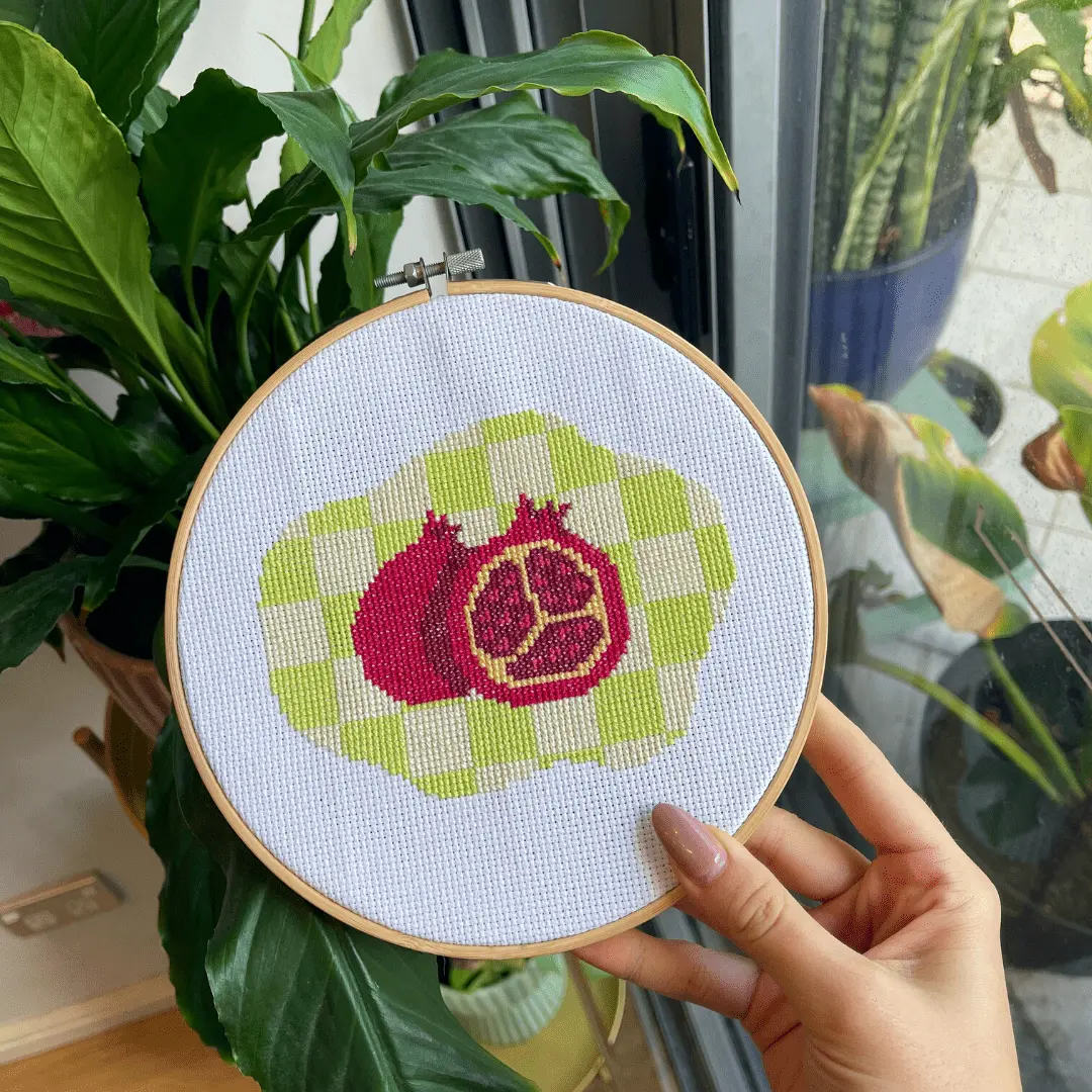 POMEGRANATE PICNIC - Cross Stitch Kit - Image 7