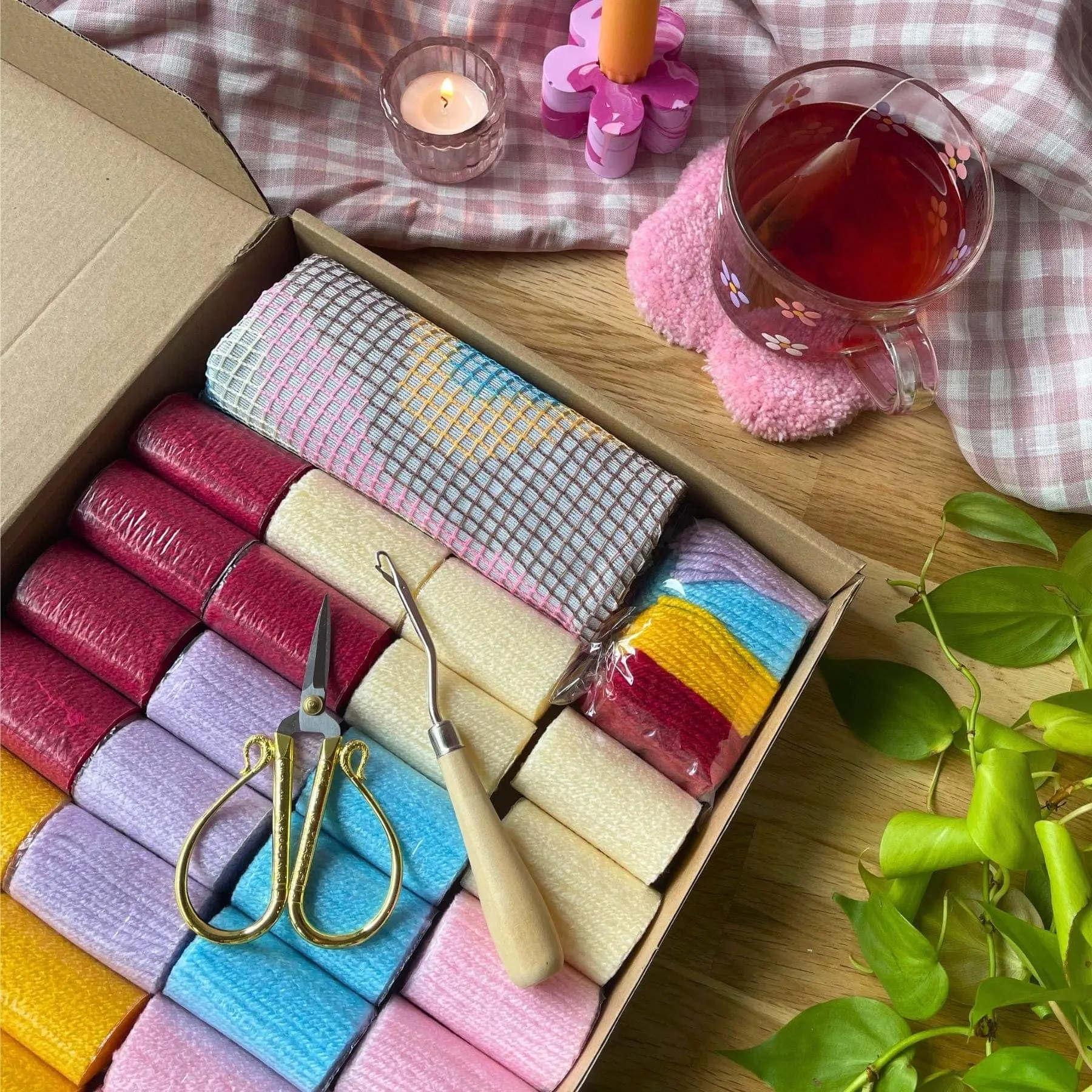 PSYCHEDELIA - Rug Making Kit - Image 11