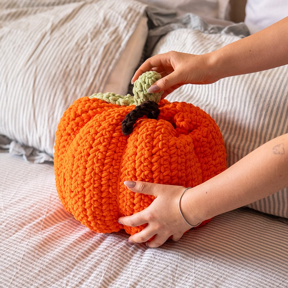 PUMPKIN - Chunky Crochet Kit - Image 2