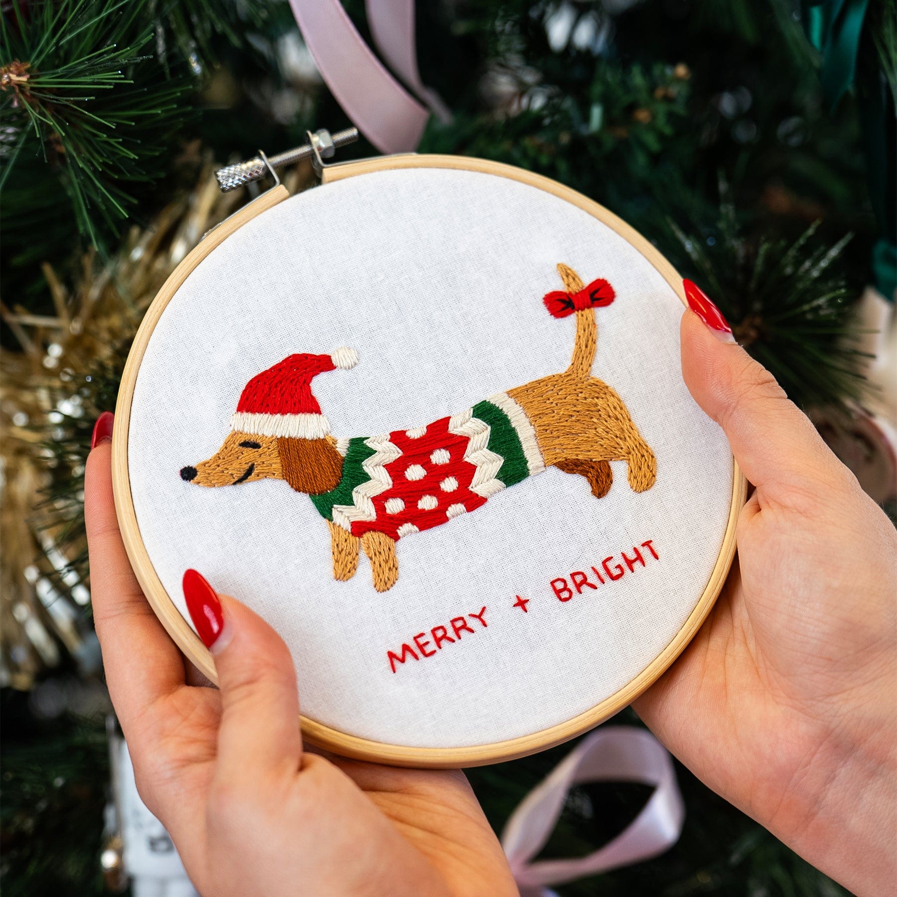 SANTA'S LITTLE HELPER - Christmas Embroidery Kit - Image 11