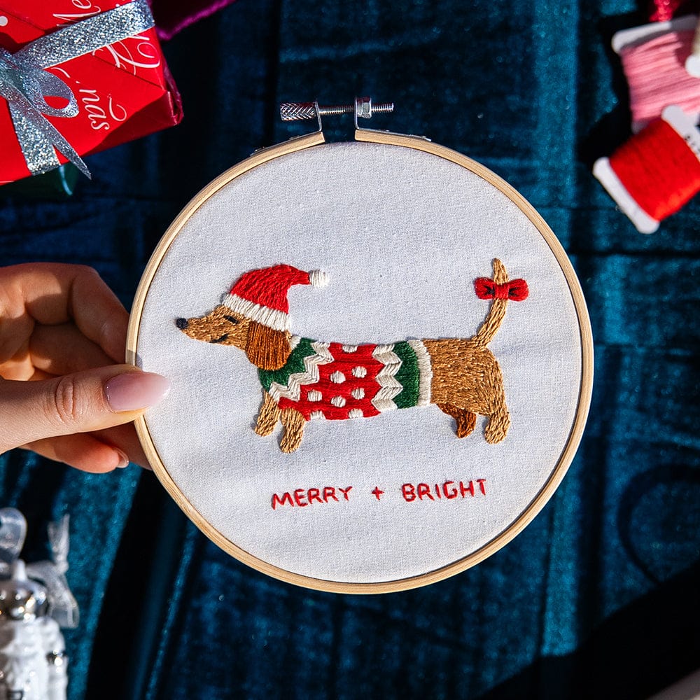 SANTA'S LITTLE HELPER - Christmas Embroidery Kit - Image 3