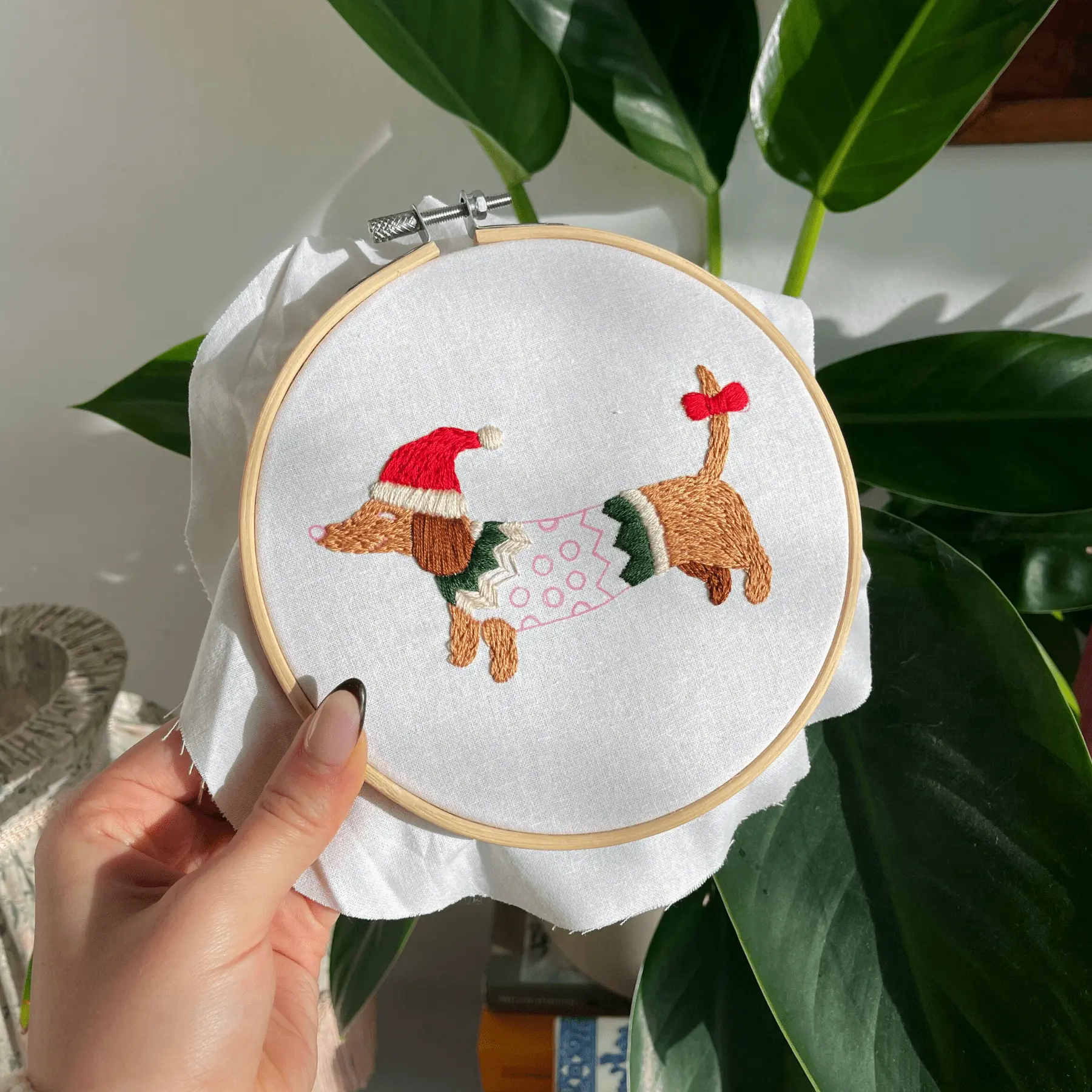 SANTA'S LITTLE HELPER - Christmas Embroidery Kit - Image 7