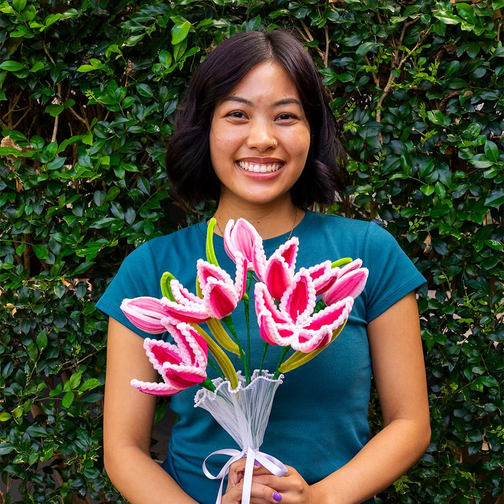 STARGAZER LILIES - Pipe Cleaner Bouquet Kit - Image 8