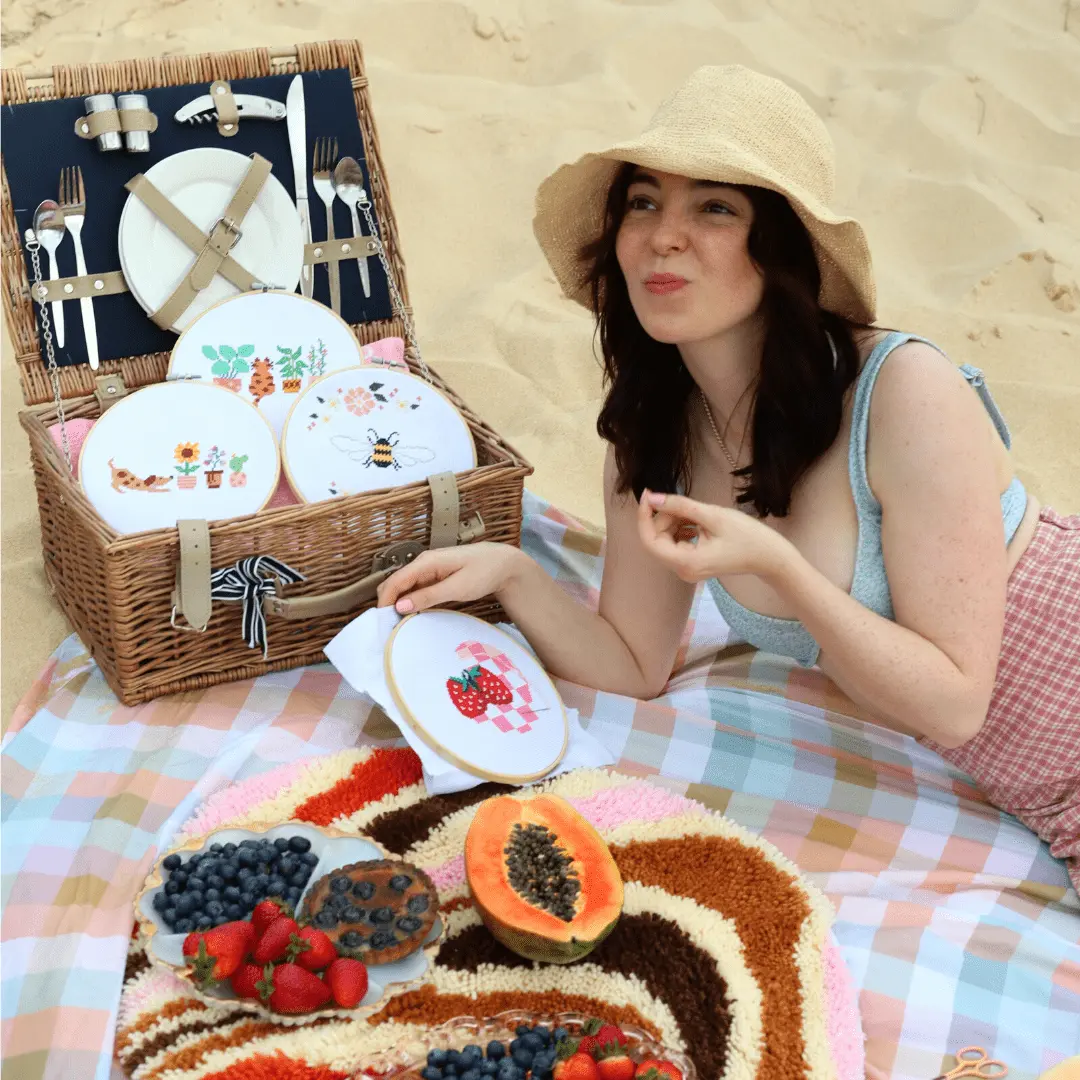 STRAWBERRY SUMMER - Cross Stitch Kit - Image 10