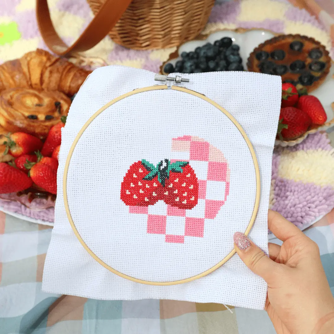 STRAWBERRY SUMMER - Cross Stitch Kit - Image 11