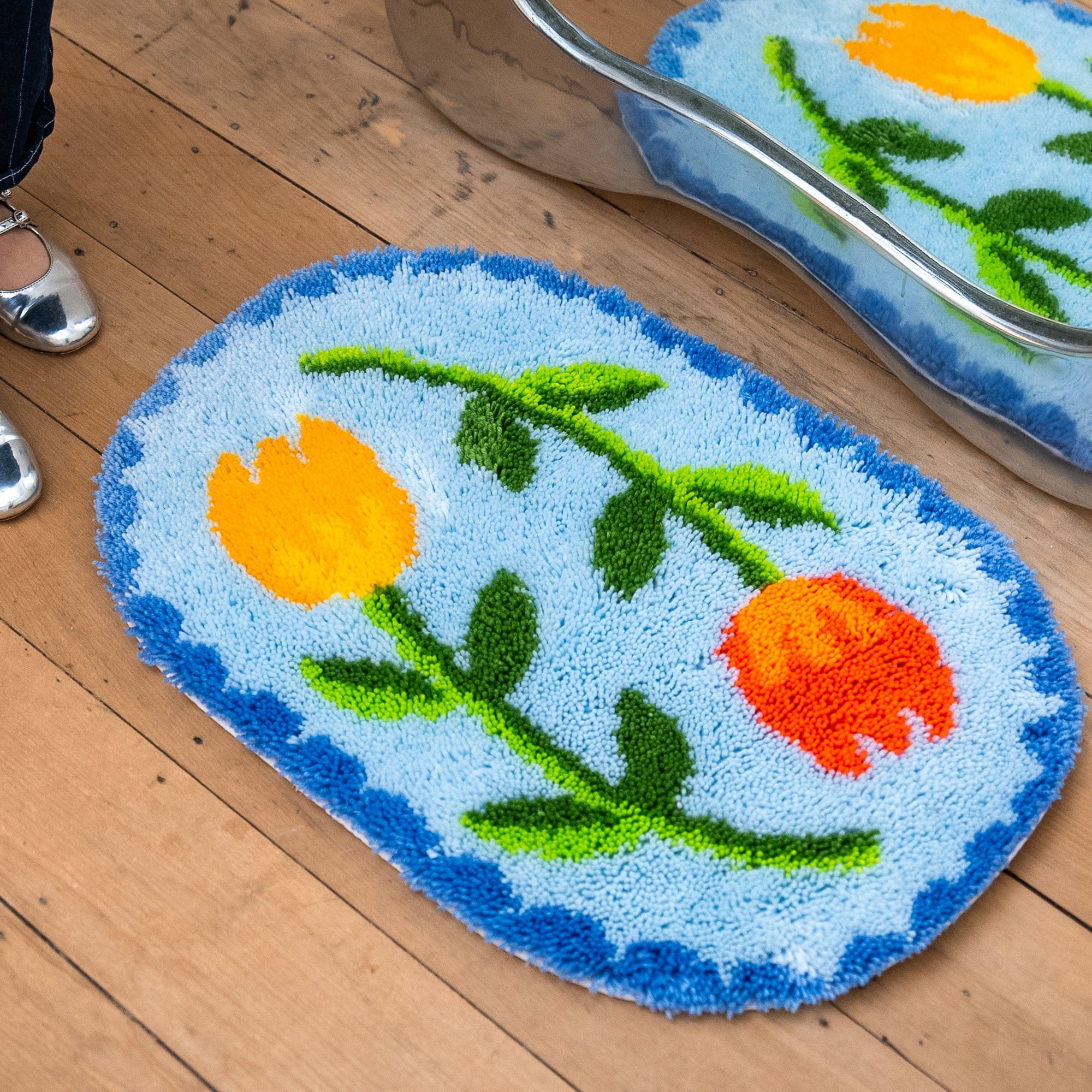 ALMALFI  TULIP FEVER - XL Rug Making Kit - Image 6
