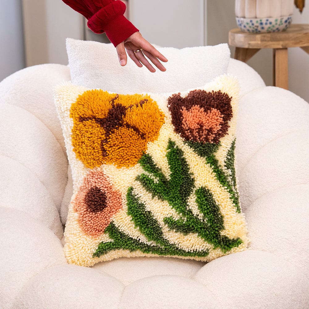 Earthy Wild Blooms - Latch Hook Cushion Kit - Image 12