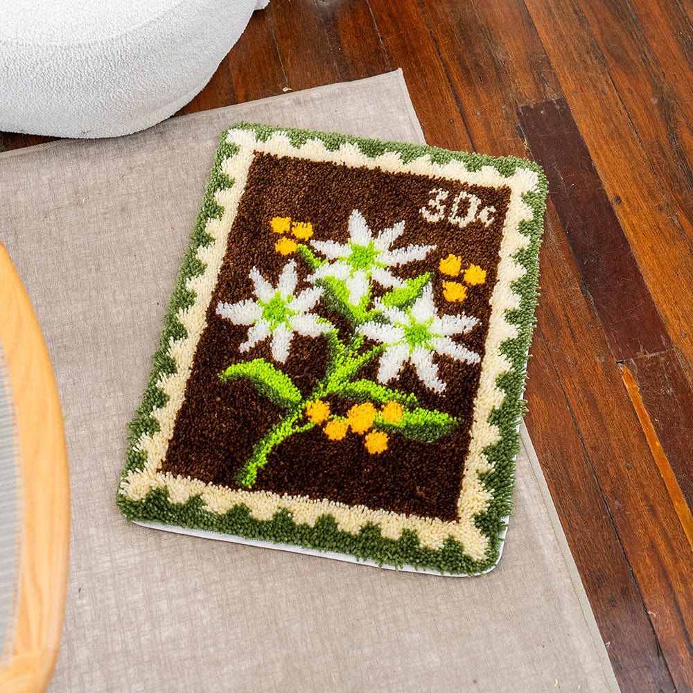 Flannel Flower Stamps - XL Latch Hook Rug Kit - Image 12